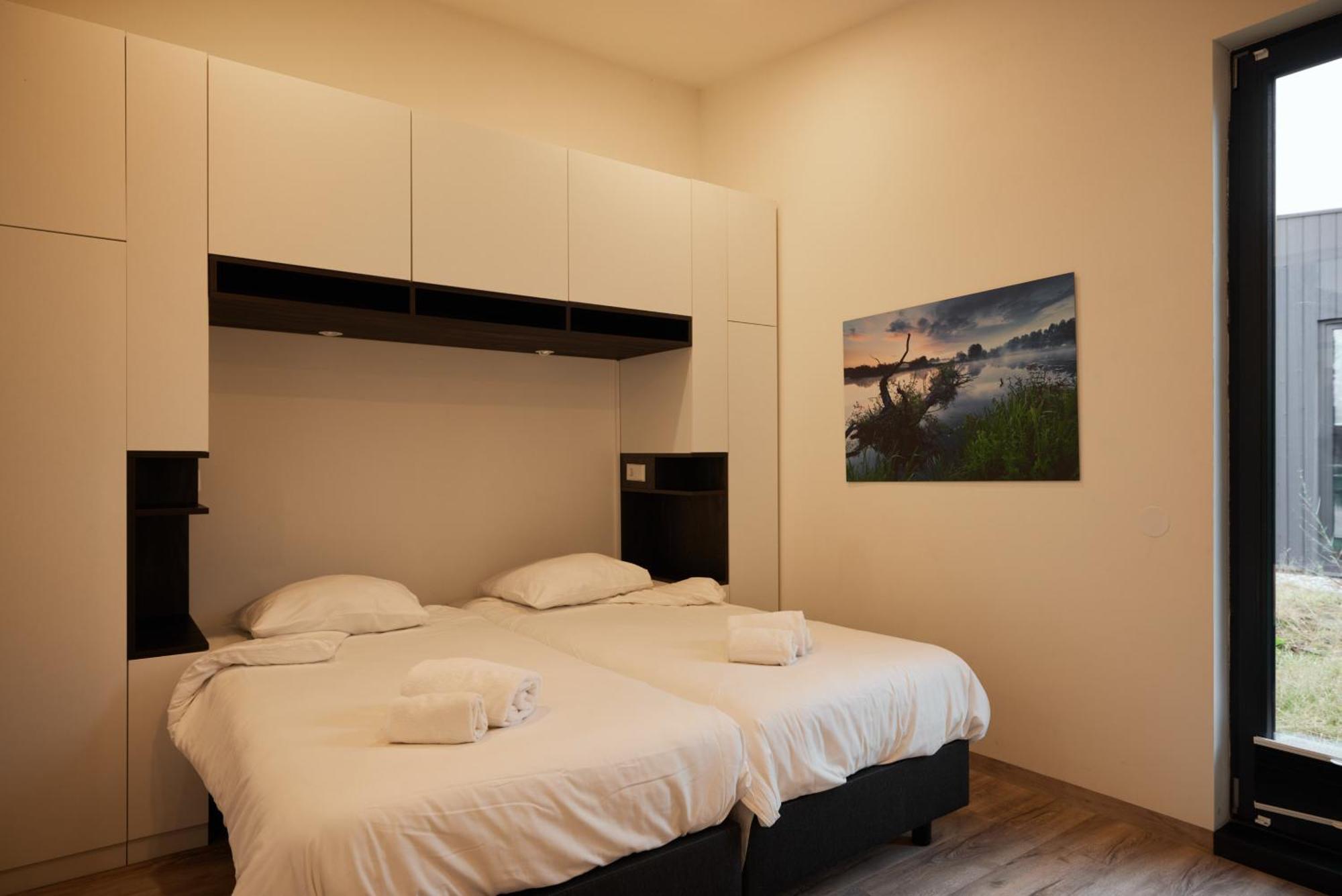 Dutchen Zeegser Duinen Suitelodges エクステリア 写真