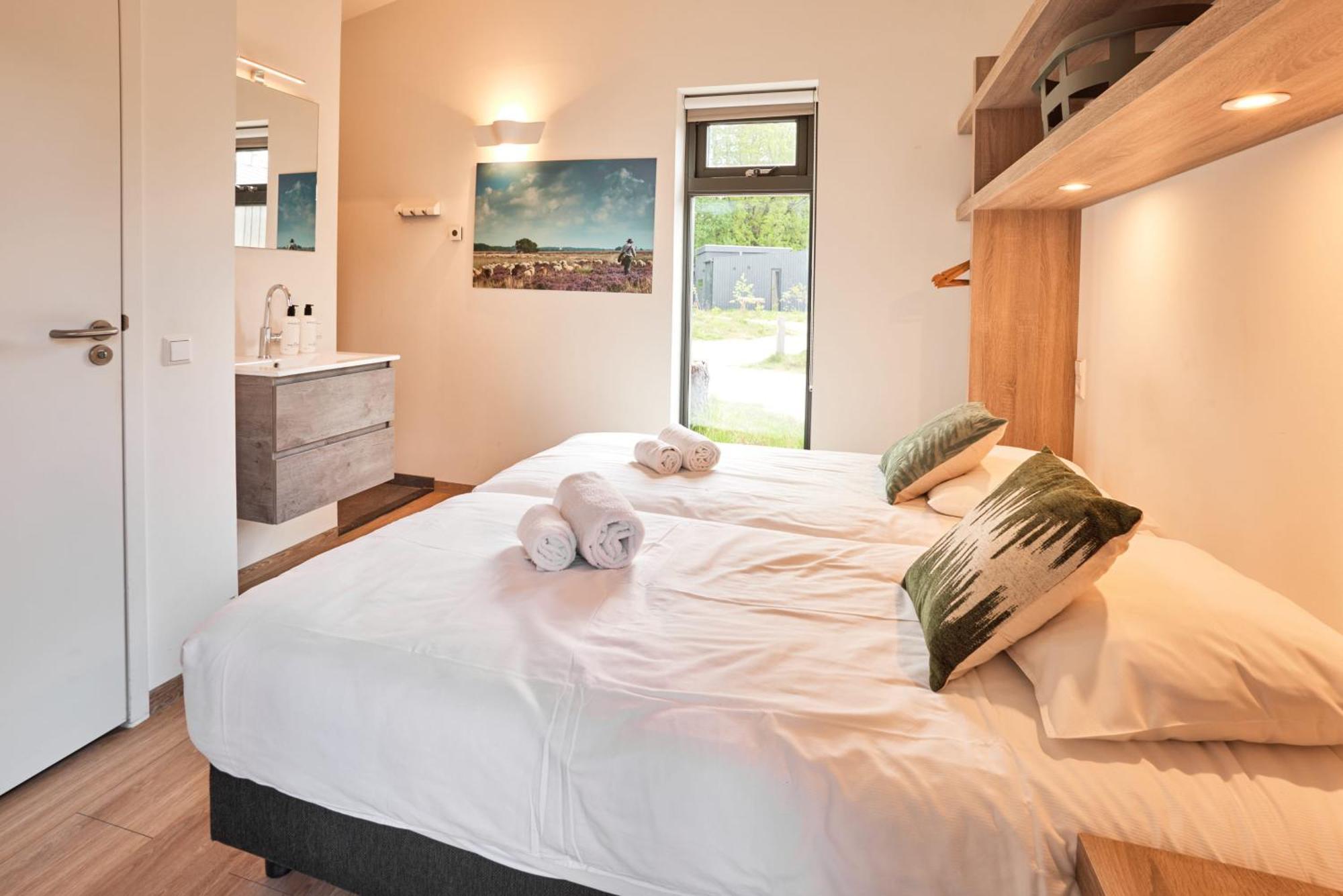 Dutchen Zeegser Duinen Suitelodges エクステリア 写真